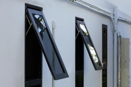 Le choix de fen&ecirc;tres en aluminium &agrave; Amiens change la luminosit&eacute; et l'isolation de votre logement